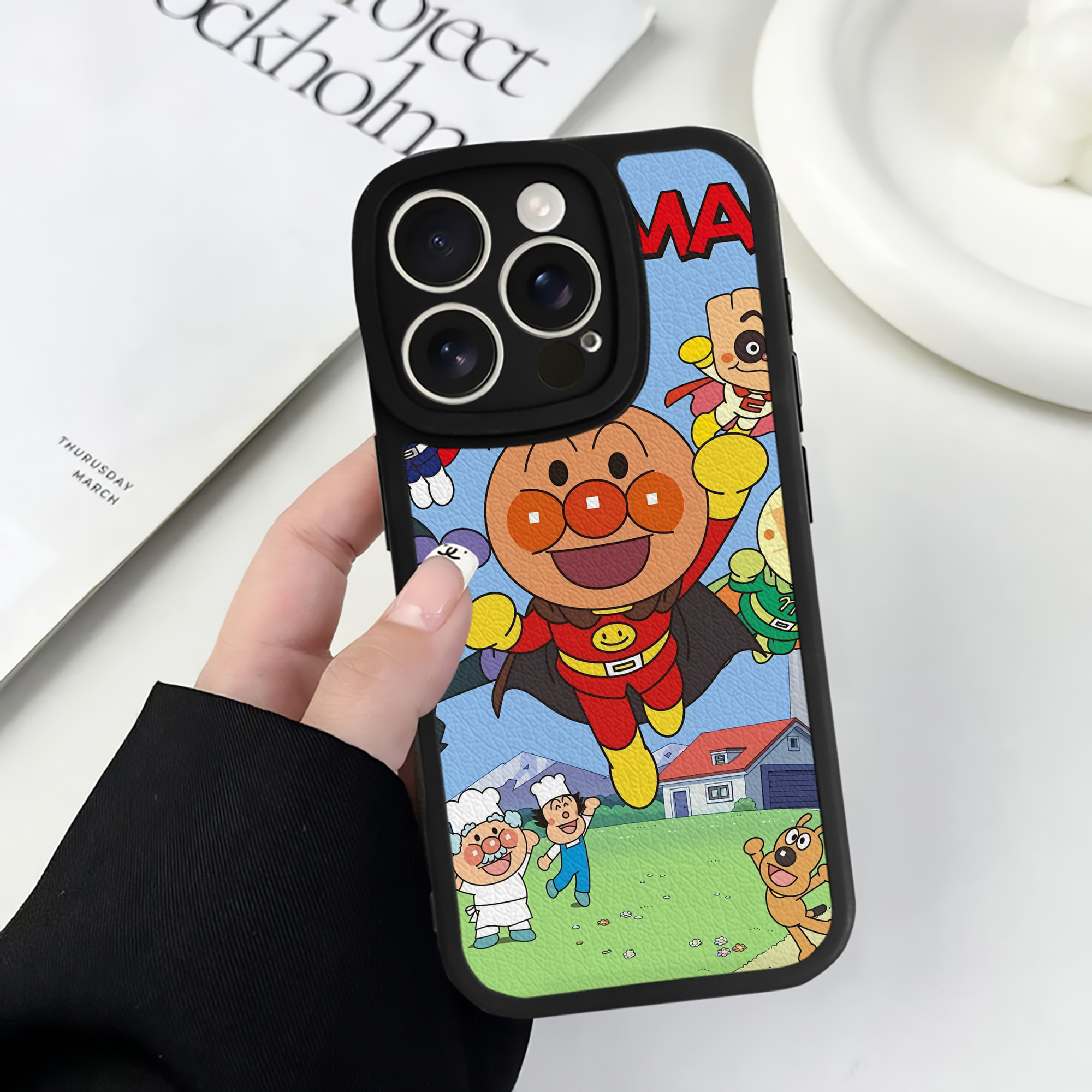 （画像用） アンパンマン Anpanman 【iPhone 16シリーズ対応】シリコンスマホケース（レザー調） 材質：シリコン